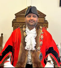 Raj Mishra, Son of a Farmer from UP Elected as Mayor of a UK Market Town