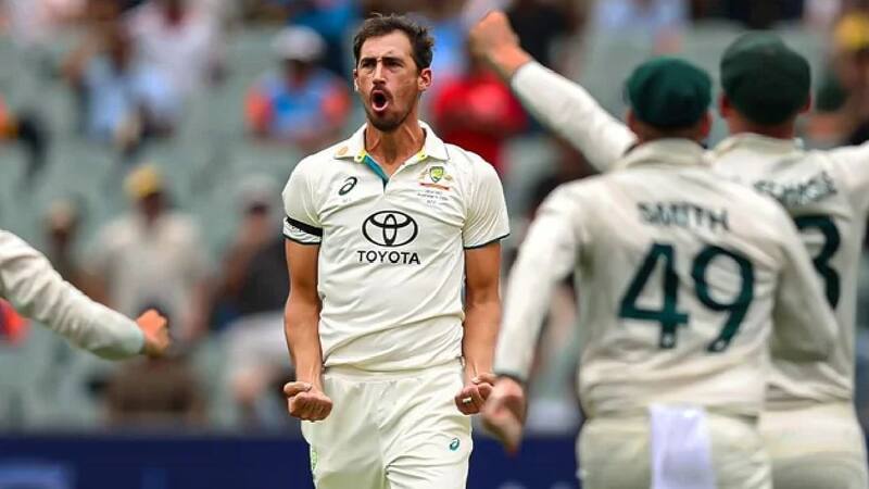Mitchell Starc Overtakes Shami to Become Top Wicket-Taker in ICC Finals