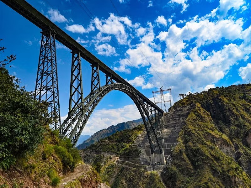 India opens world's highest single-arch railway bridge in Kashmir
